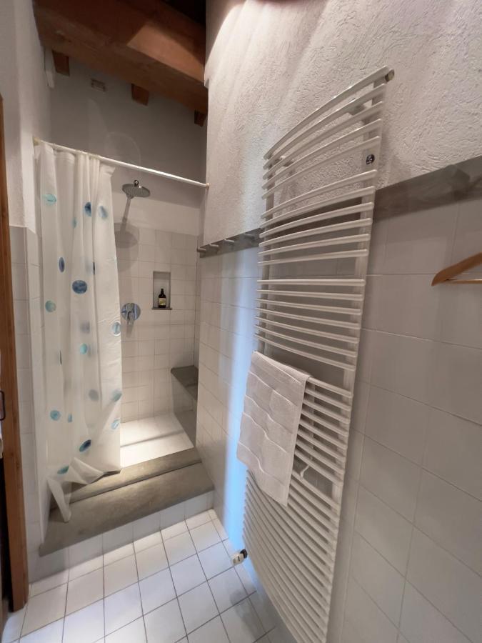 B&B Il Posto Delle Rose Almenno San Salvatore Ngoại thất bức ảnh